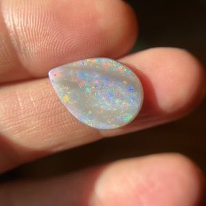 Lightning ridge semi black rainbow opal